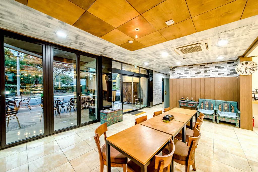 Olleyo Resort Seogwipo Exterior photo